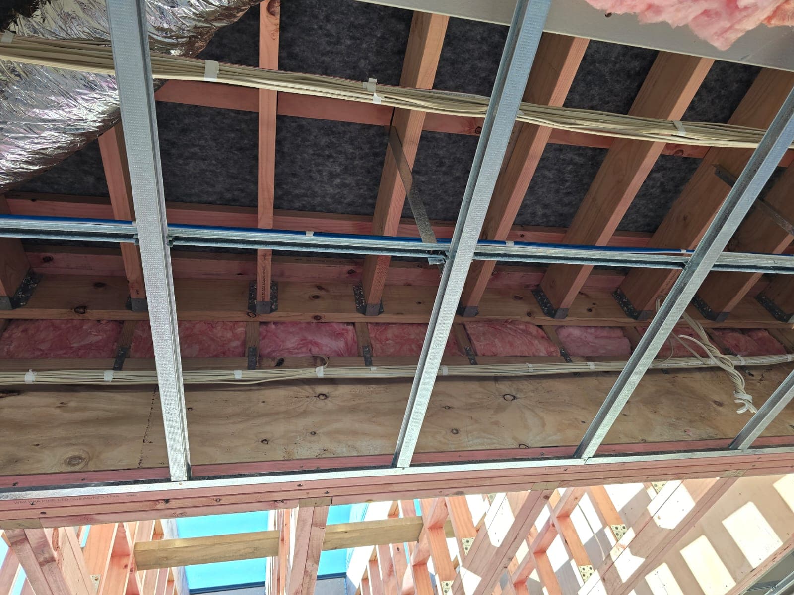 R2.2 Pink Batts Narrow Wall (450mm centres) installed by R-Value at Tipa Road, Waiheke Island, Ostend, Waiheke Island